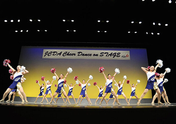 Cheer Dance on STAGE